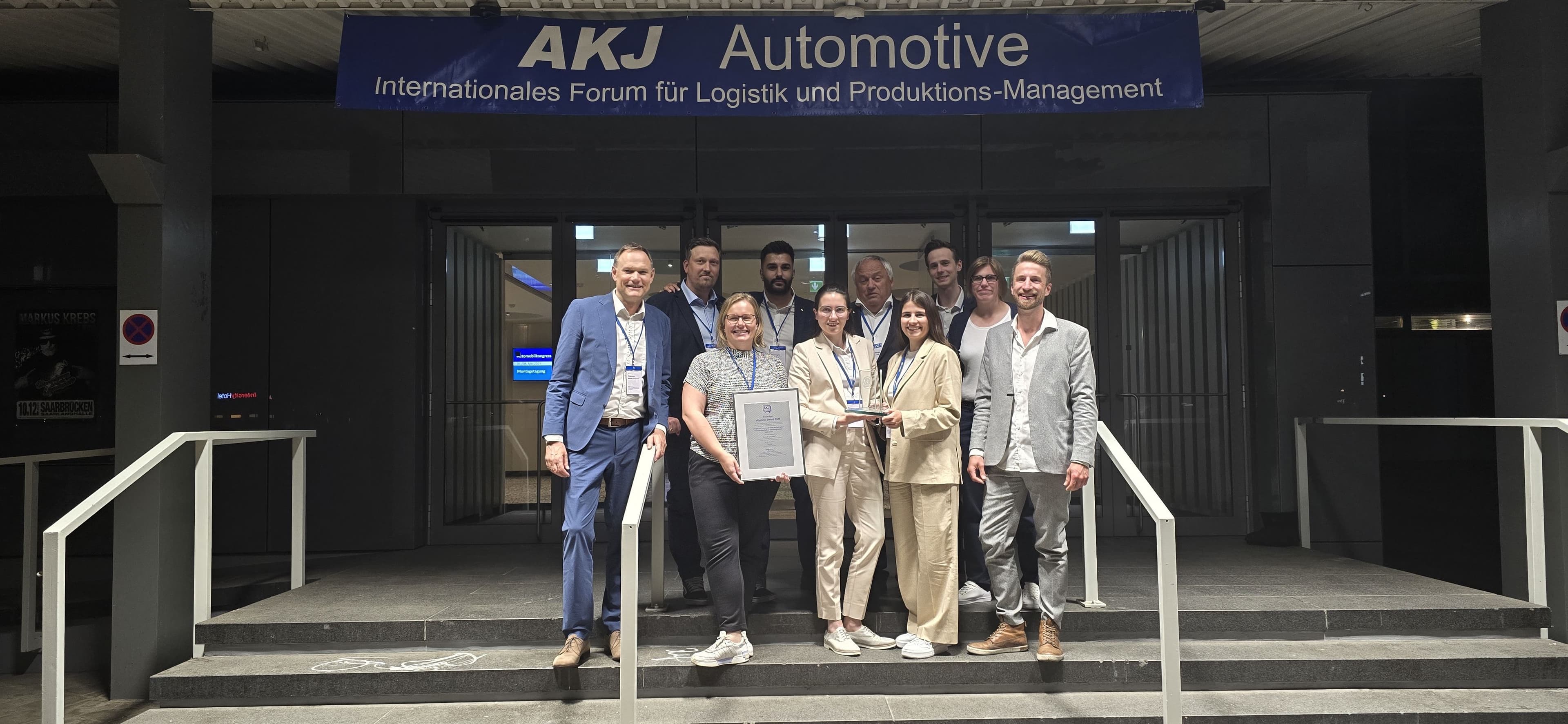 Schmitz Cargobull has been honoured with the 2025 elogistics award at the 40th annual AKJ Automotive network conference “RESTART AUTOMOTIVE 2025”