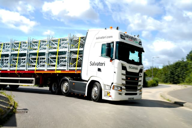 Salvatori boosts trailer productivity and compliance with Webfleet’s EBPMS technology