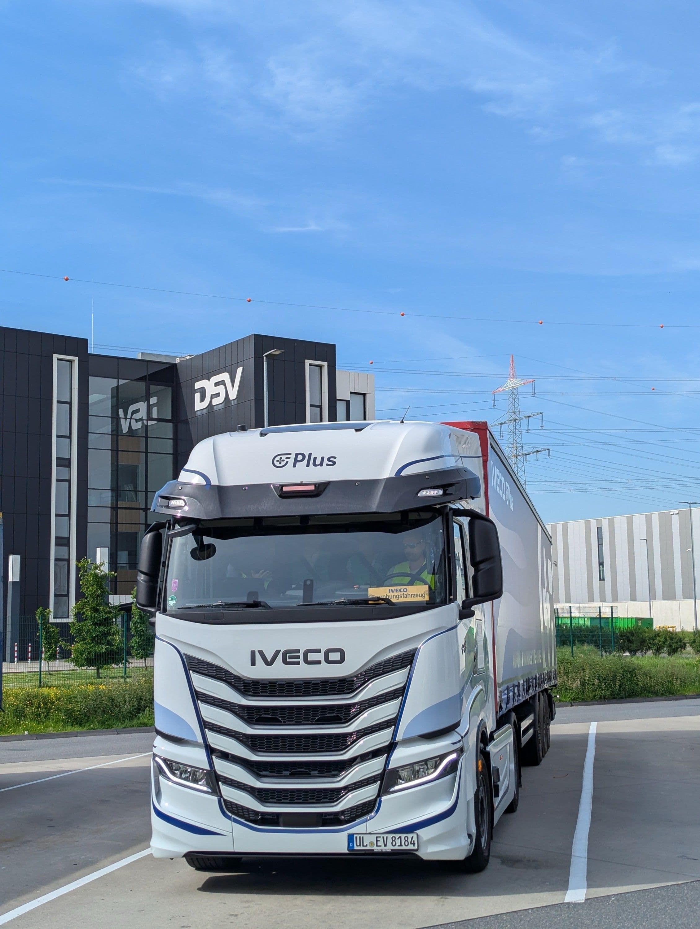 A multi-month project to test semi-autonomous trucks jointly developed by IVECO and Plus was concluded with a real-world test